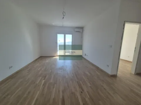 Prodaja, jednosoban stan, 53m², Centar, Jagodina - image 2