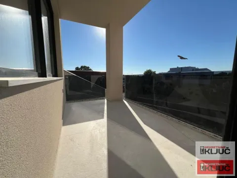 Prodaja, stan, 142m², Telep, Novi Sad Sve Podlokacije - image 5