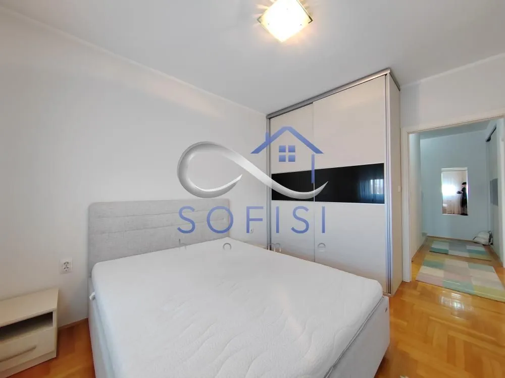 Izdavanje, jednosoban stan, 45m², Bulevar Evrope, Novi Sad Sve Podlokacije