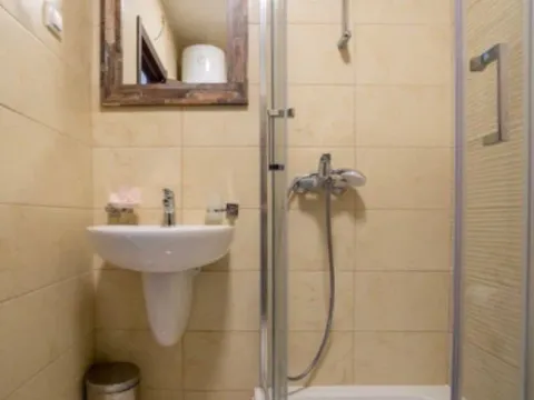 Sale, one bedroom apartment, 42m², Bečići, Budva - image 3