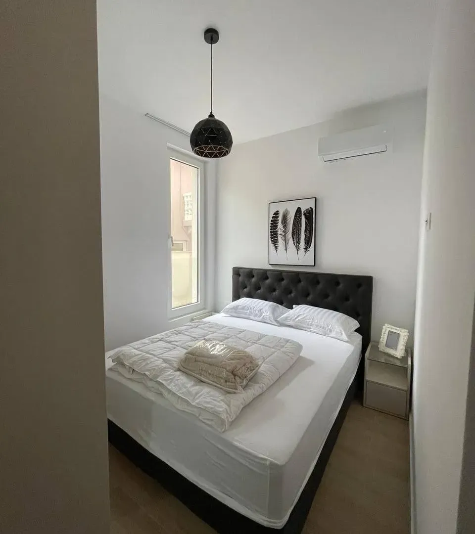 Sale, two bedroom apartment, 57m², Bečići, Budva