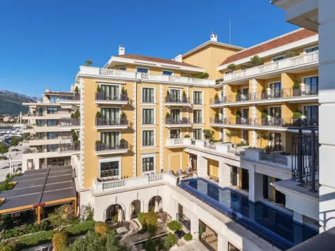 Prodaja, trosoban stan, 253m², Porto Montenegro, Tivat - image 11