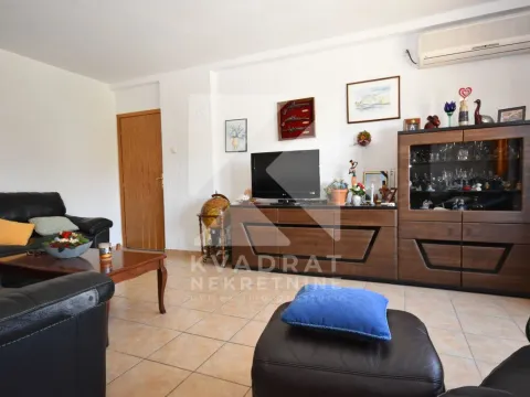 Prodaja, kuća, 320m², Murtovina, Podgorica - image 30