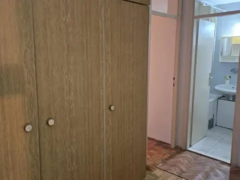 Rent, two bedroom apartment, 60m², Novo naselje, Novi Sad - image 10