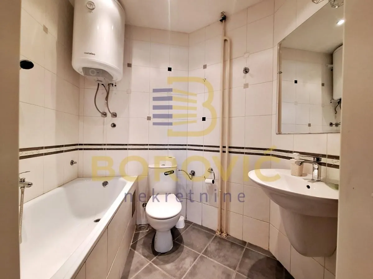 Rent, four bedroom apartment, 110m², Novi Beograd Blok 29, Novi Beograd Sve Podlokacije