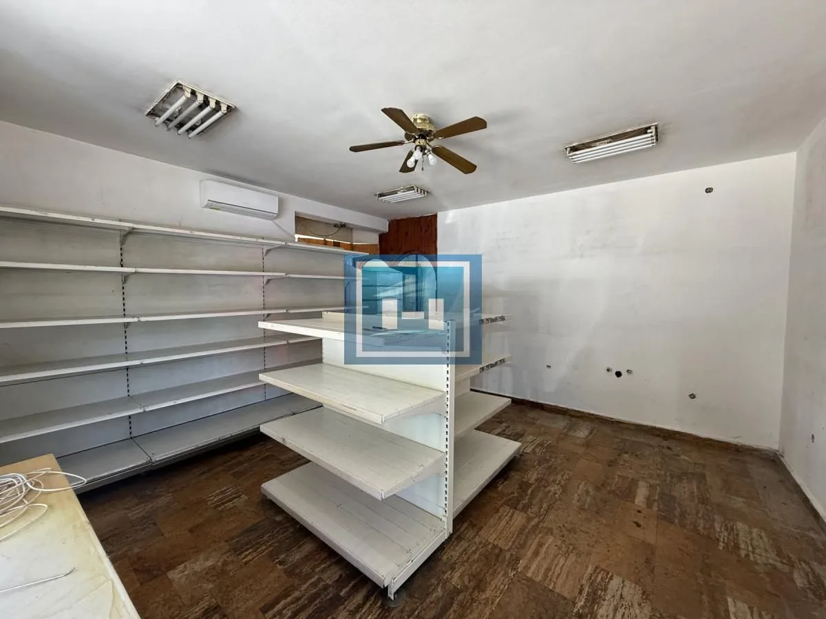 Izdavanje, poslovni prostor, 32m², Strelište, Jagodina