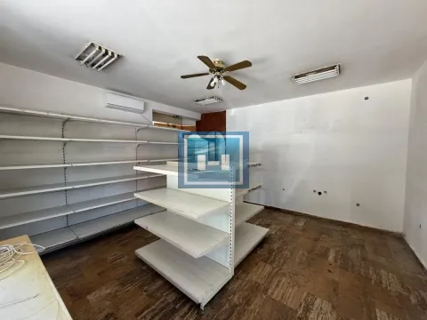 Izdavanje, poslovni prostor, 32m², Strelište, Jagodina - image 1
