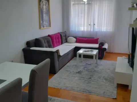 Rent, one bedroom apartment, 46m², Rozino, Budva