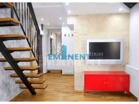 Izdavanje, četvorosoban stan, 140m², Đeram Pijaca, Beograd - image 7