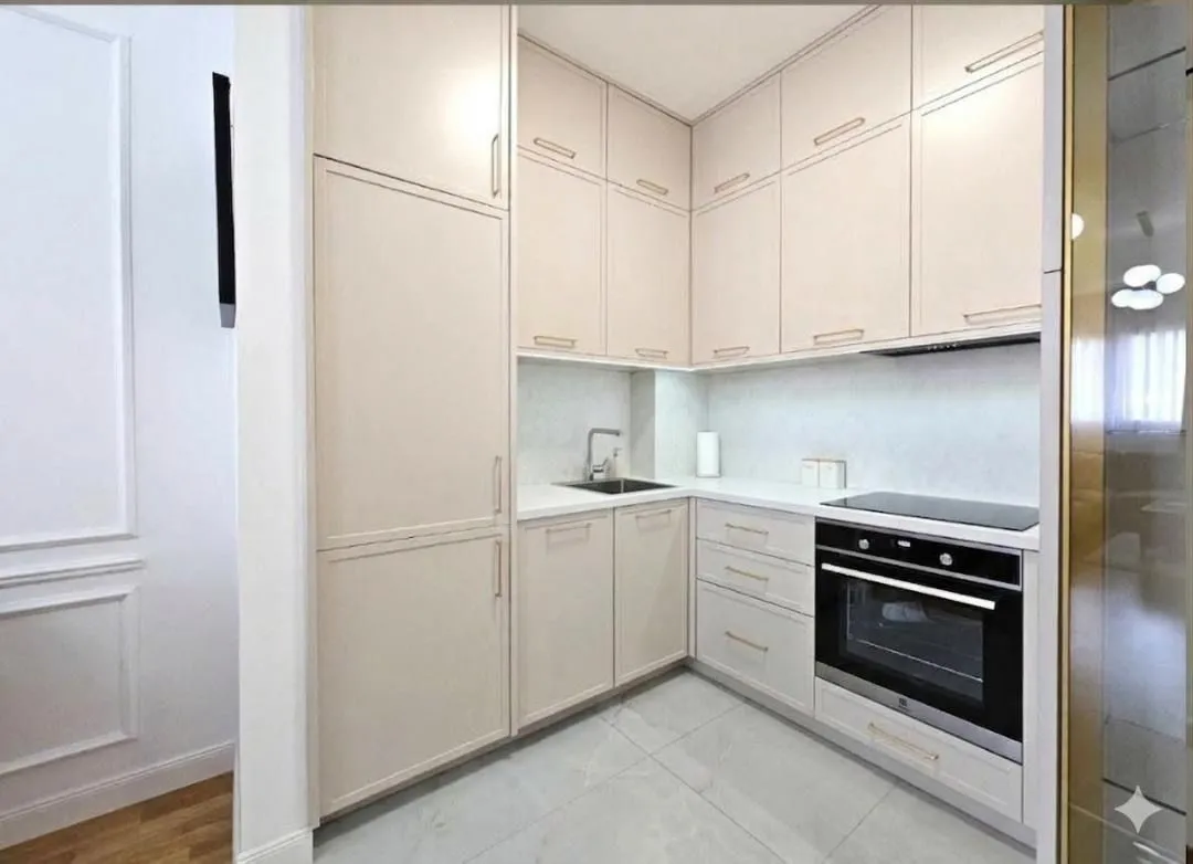 Prodaja, jednosoban stan, 48m², Centar, Bar