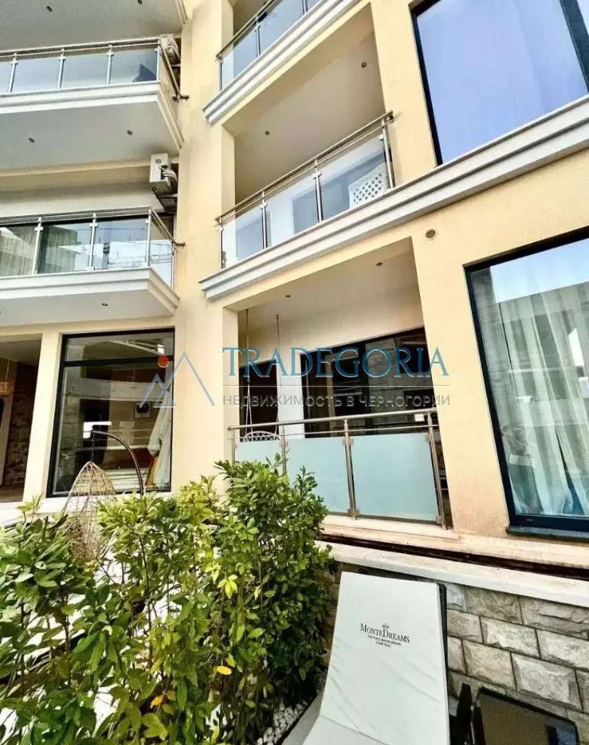 Prodaja, dvosoban stan, 81m², Bečići, Budva