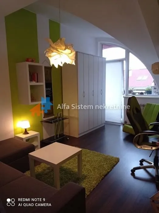 Prodaja, trosoban stan, 133m², Cvetkova Pijaca, Zvezdara Sve Podlokacije