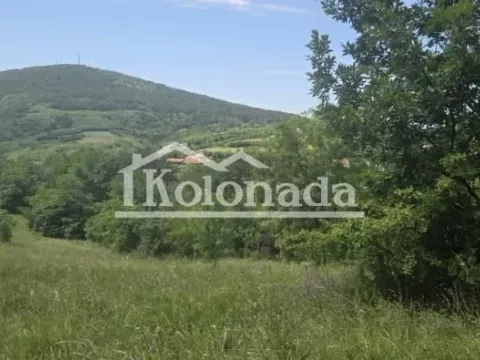 Zemljište in Nemenikuće