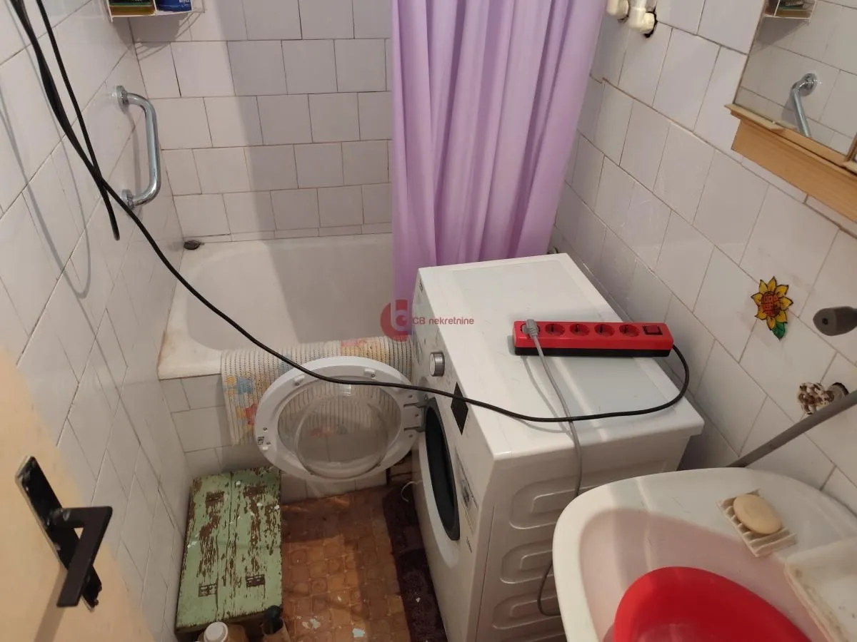 Sale, two bedroom apartment, 50m², Novi Grad, Subotica