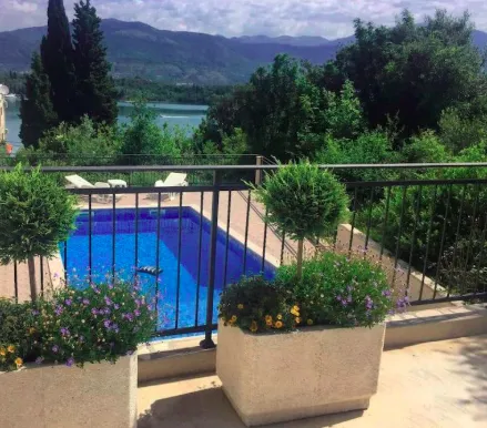 Prodaja, dvosoban stan, 74m², Luštica Bay, Tivat