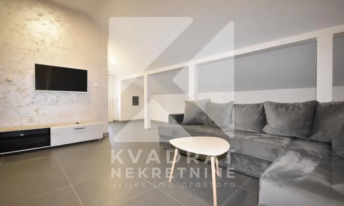 Izdavanje, dvosoban stan, 70m², Donja Gorica, Podgorica