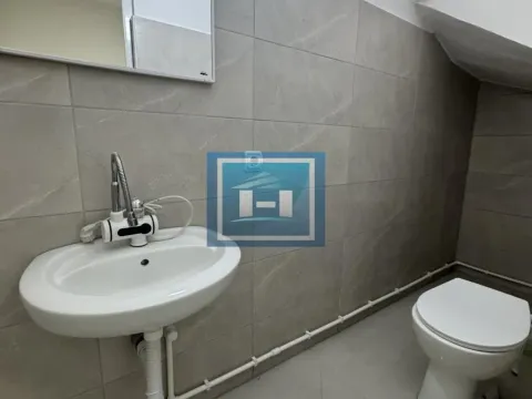 Rent, office space, 110m², Despotovac, Srbija - image 9