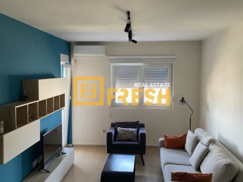 Rent, one bedroom apartment, 47m², City Kvart, Podgorica - image 1