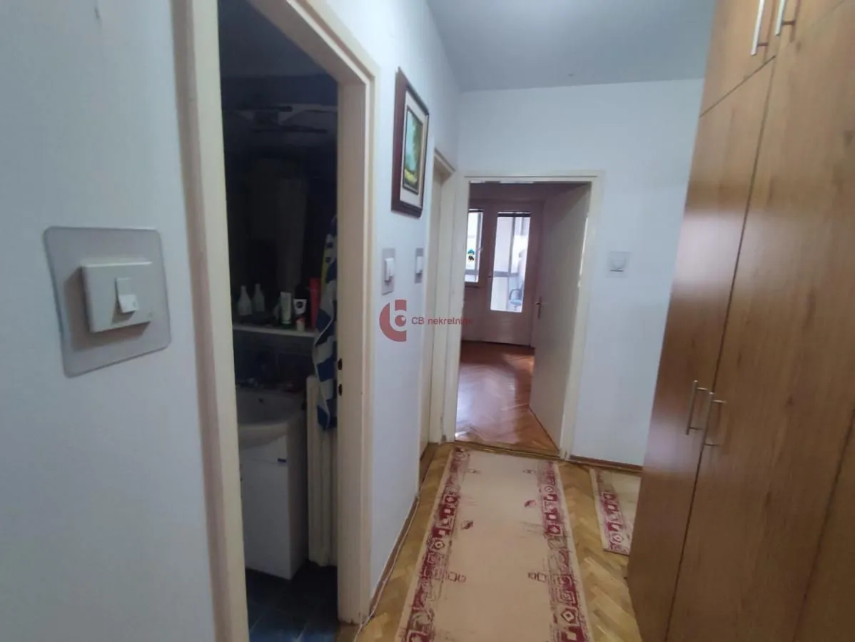 Prodaja, trosoban stan, 98m², Centar, Subotica