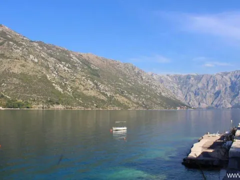 Sale, house, 230m², Prčanj, Kotor - image 4