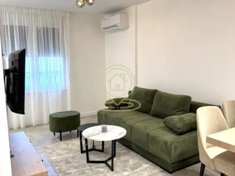 Stan in Zvezdara Sve Podlokacije