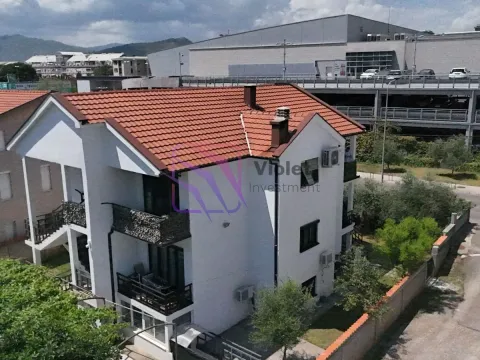 Rent, three bedroom apartment, 106m², 1 maj, Podgorica - image 24