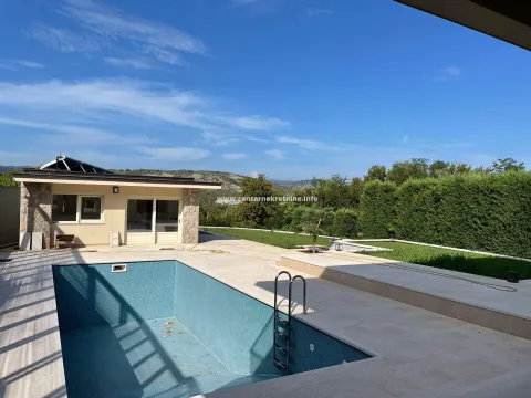 Prodaja, kuća, 492m², Mareza, Podgorica - image 3