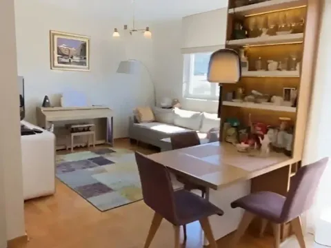 Izdavanje, jednosoban stan, 47m², Rozino, Budva