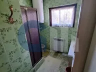 Izdavanje, kuća, 360m², Centar, Stara Pazova - image 11