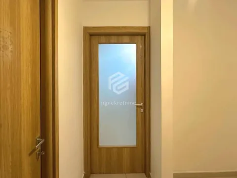 Rent, two bedroom apartment, 69m², Ljubović, Podgorica - image 6