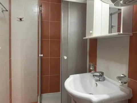 Sale, one bedroom apartment, 42m², Lazi, Budva - image 4