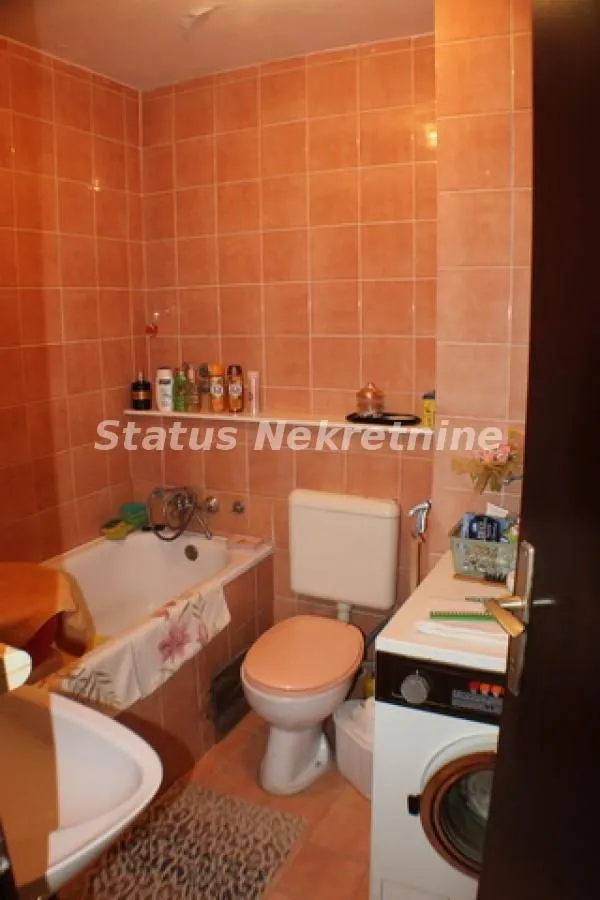 Prodaja, dvosoban stan, 64m², Novo naselje, Novi Sad