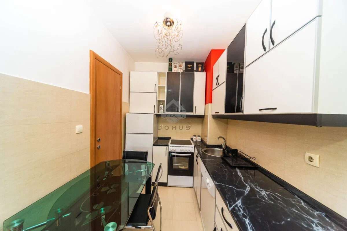 Izdavanje, jednosoban stan, 37m², Stari Aerodrom, Podgorica