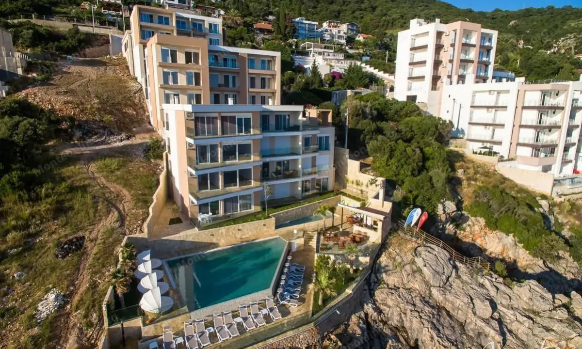 Sale, two bedroom apartment, 83m², Dobre Vode, Bar