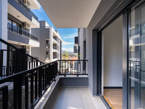 Prodaja, garsonjera, 36m², Donja Gorica, Podgorica - image 11