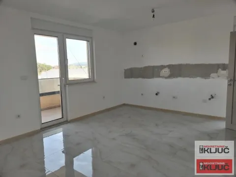 Prodaja, četvorosoban stan, 151m², Veternik, Novi Sad Sve Podlokacije - image 5