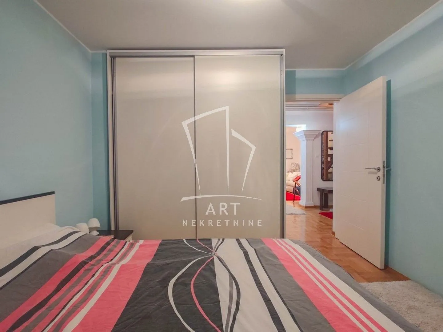 Sale, three bedroom apartment, 110m², Čukarica, Beograd