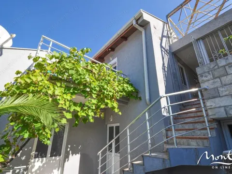 Sale, house, 110m², Lepetani, Tivat - image 6