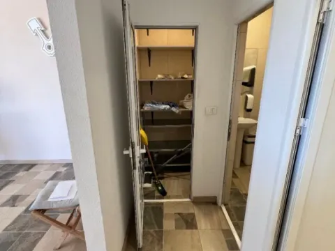 Rent, office space, 90m², Centar, Bar - image 11