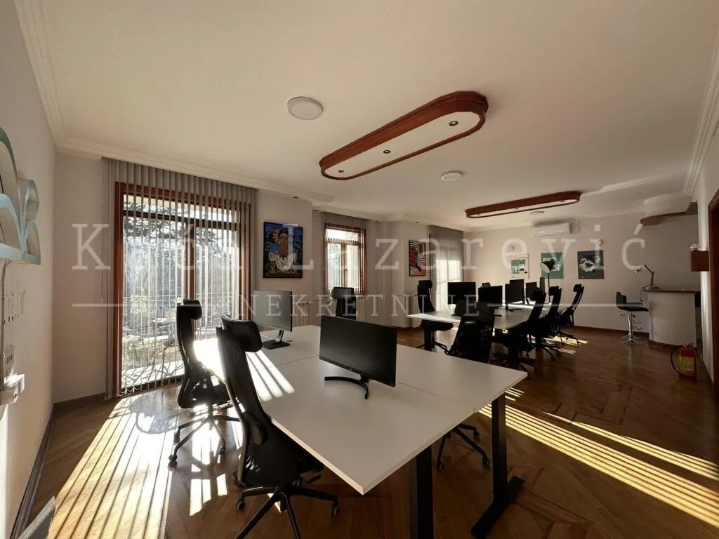 Rent, house, 363m², Lekino Brdo, Voždovac Sve Podlokacije
