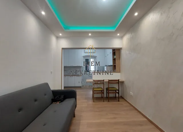 Rent, one bedroom apartment, 40m², Stari Grad Kotor, Kotor