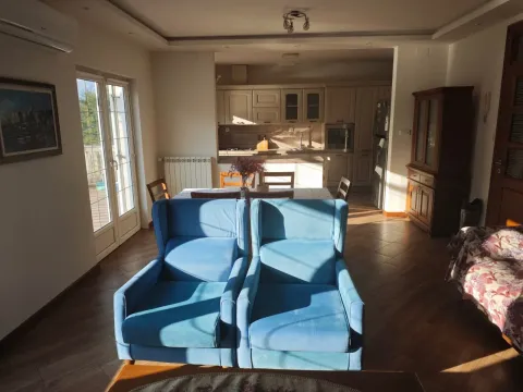 Rent, three bedroom apartment, 130m², Dobrota, Kotor - image 2