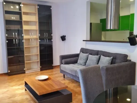 Rent, three bedroom apartment, 81m², Vračar Hram, Vračar Sve Podlokacije - image 3