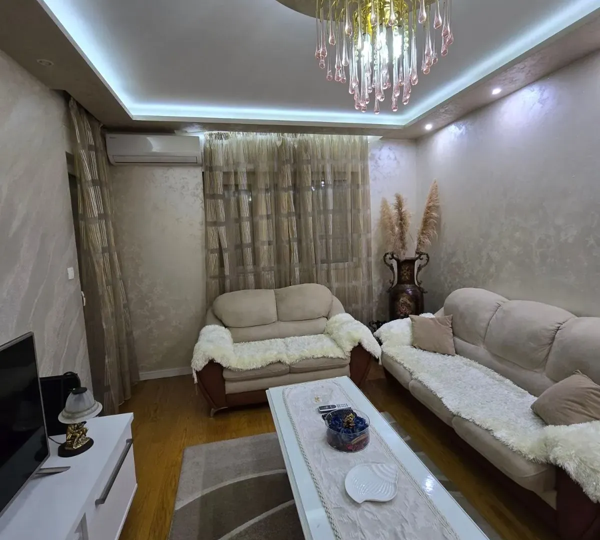 Rent, apartment, 49m², Central Point, Podgorica