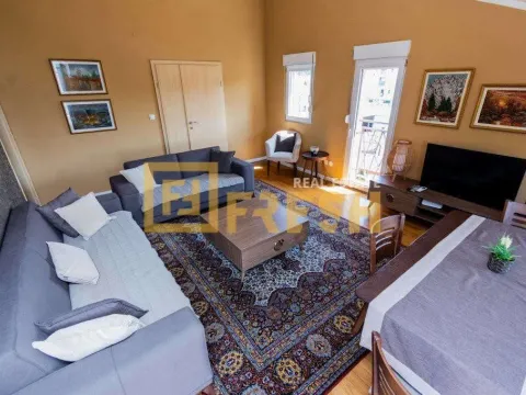 Izdavanje, dvosoban stan, 90m², Krivi Most, Podgorica - image 20