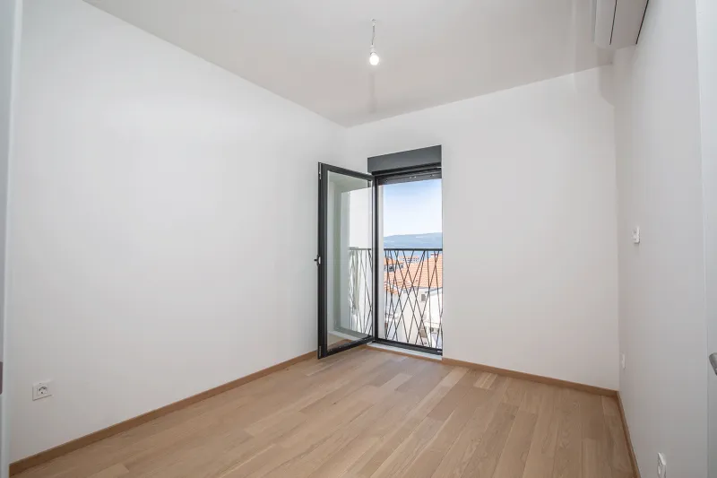 Prodaja, trosoban stan, 143m², Tivat, Crna Gora