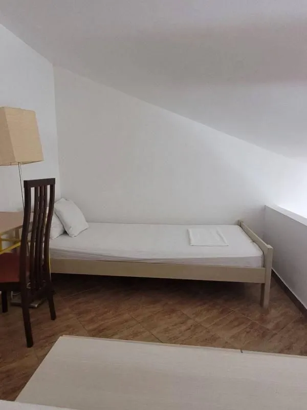Rent, two bedroom apartment, 90m², Sutomore, Bar