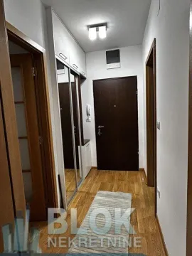 Izdavanje, jednosoban stan, 50m², City Kvart, Podgorica - image 6