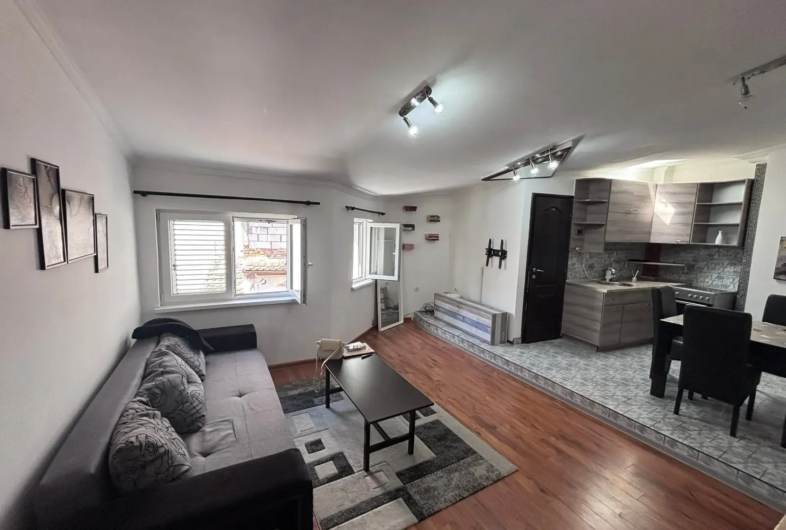 Prodaja, dvosoban stan, 46m², Stari Grad, Beograd