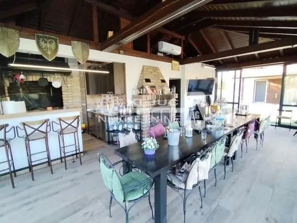 Sale, house, 170m², Trešnja-Koviona, Sopot